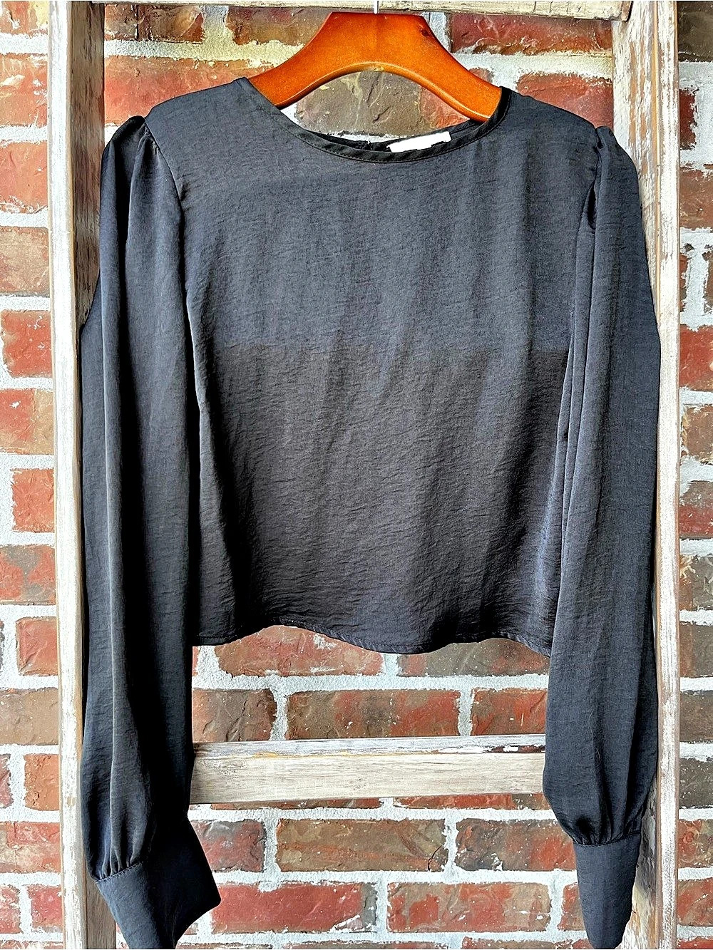 GB Long Sleeve Blouse in Black Large Like New